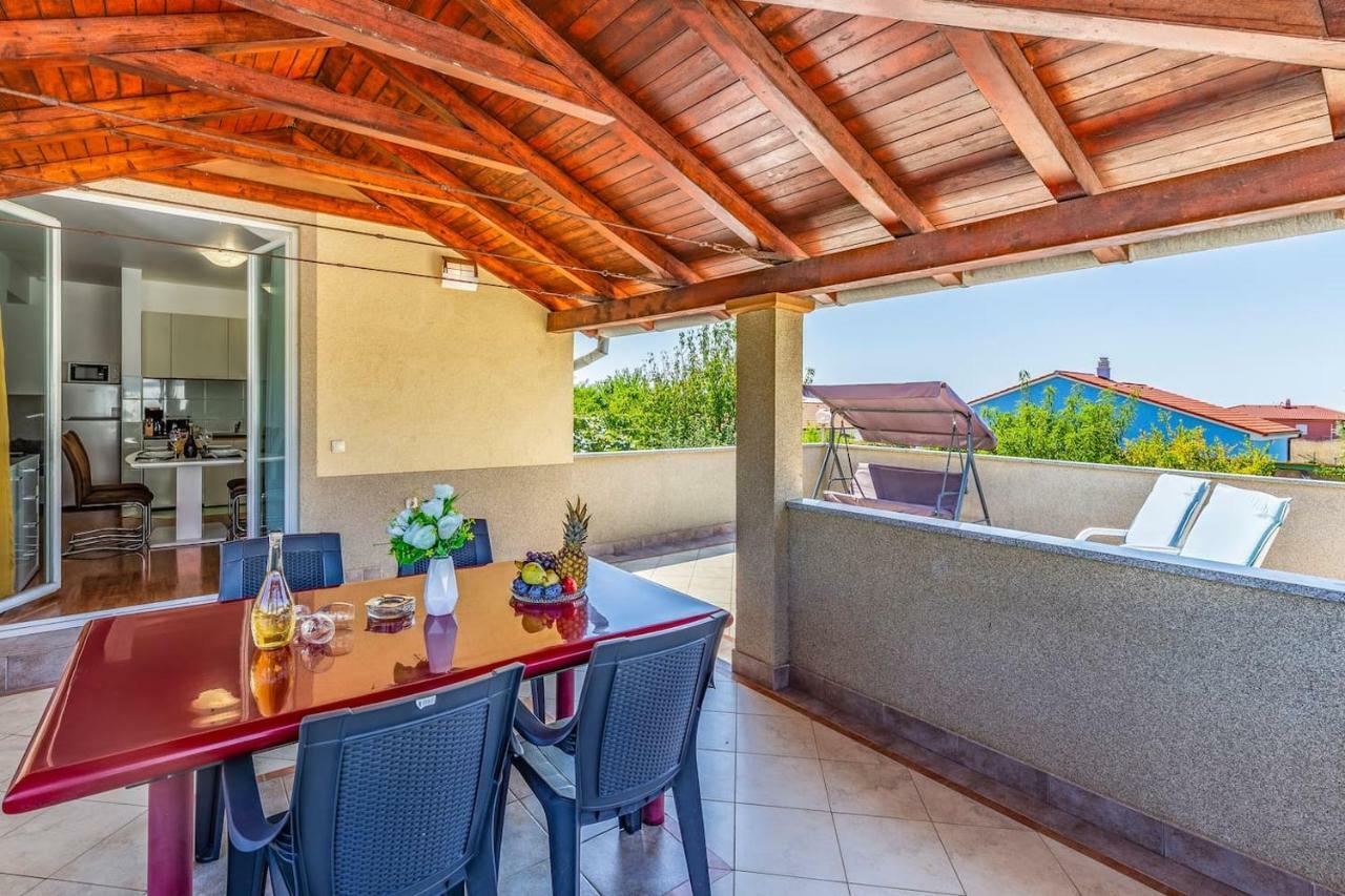 All Seasons Apartment Pula Exterior foto